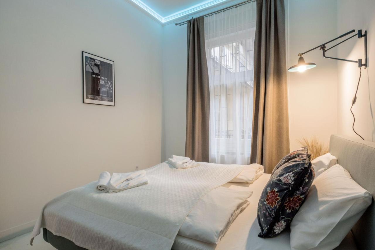 Sunshine Sprint Luxury Apartment Budapest Exterior foto